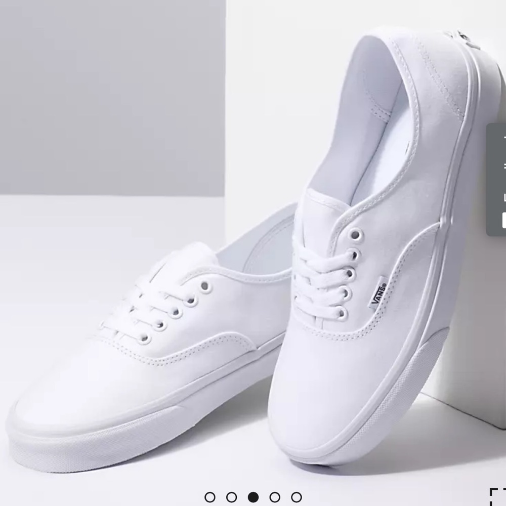 VANS AUTHENTIC